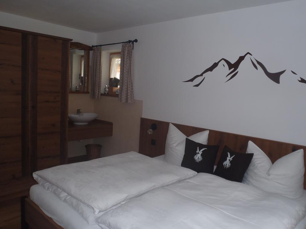 Ferienhaus Bergfreund Mittenwald Room photo