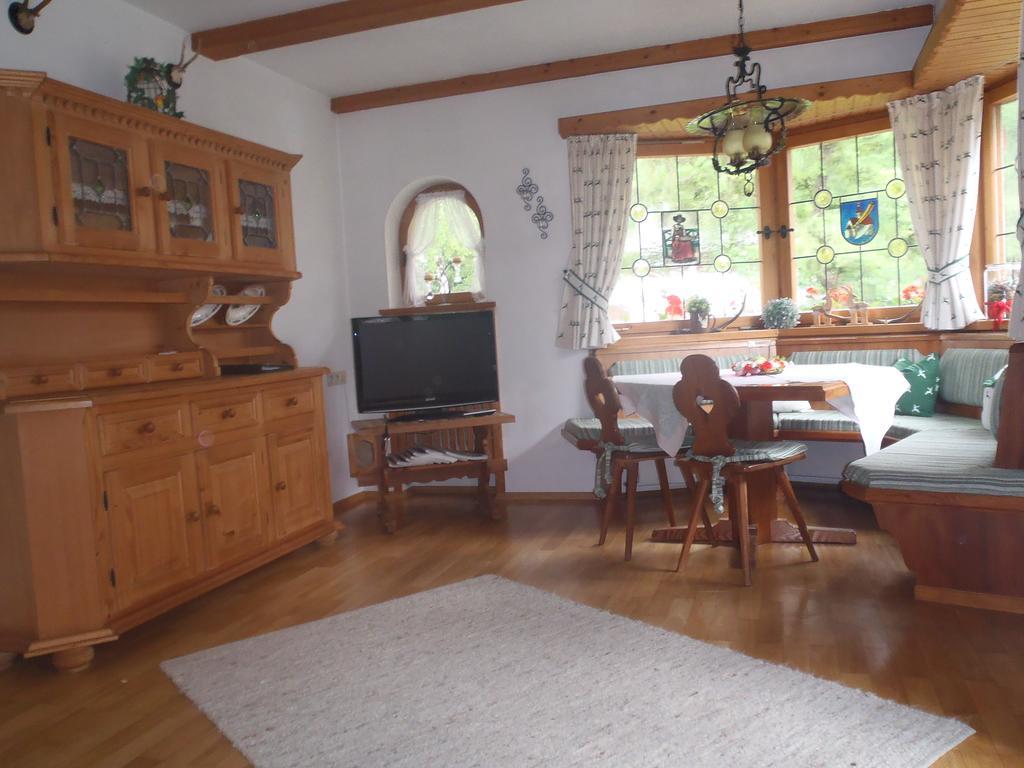 Ferienhaus Bergfreund Mittenwald Room photo